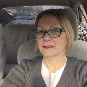 Meet your Posher, Loretta